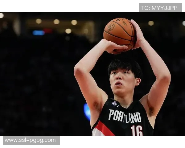 杨瀚森三分命中后被换下原因分析与防守技巧提升建议